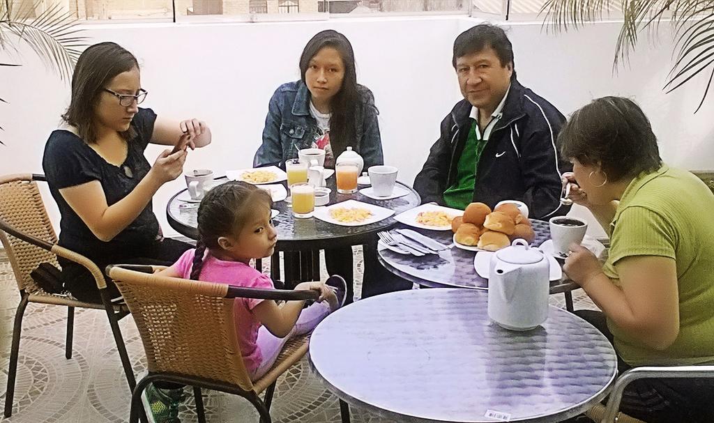 Hostal Florida Chiclayo Exterior foto